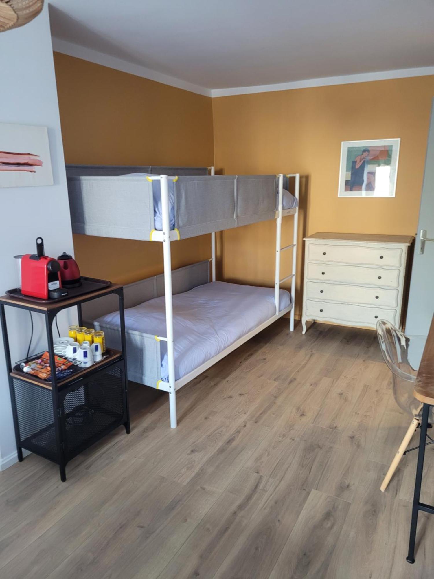 Chambres D'Hotes Du Bistrot D'Ici Saint-Saturnin  Екстер'єр фото